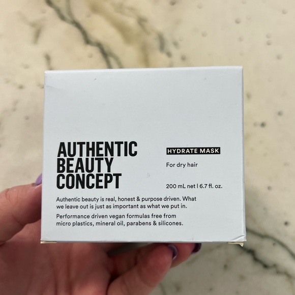 Authentic Beauty Concepts Hydrate Mask - Picture 2 of 3